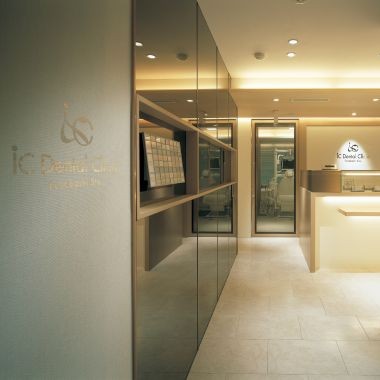 明るく清潔な歯科医院です