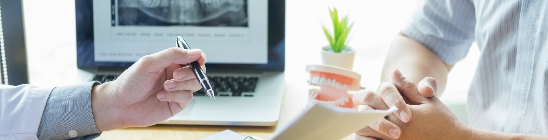 あなたが望む歯科治療を提供する歯医者です。